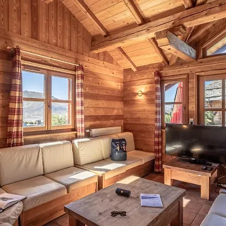 Chalet Madame Les De L'altiport *
