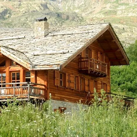Madame Les De L'altiport Chalet Alpe d'Huez