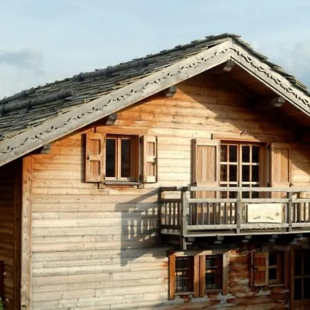 Madame Les De L'altiport * Alpe d'Huez